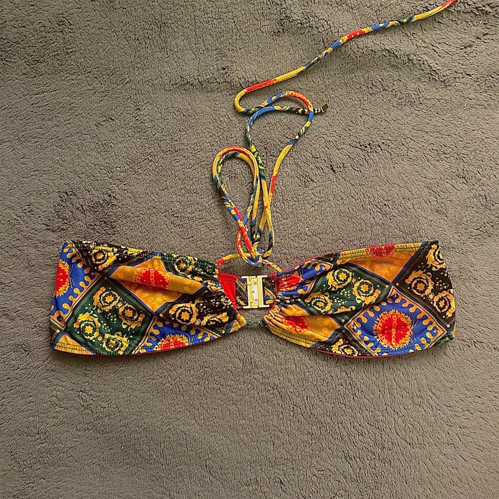 Discontinued Sommer Swim Top NWOT